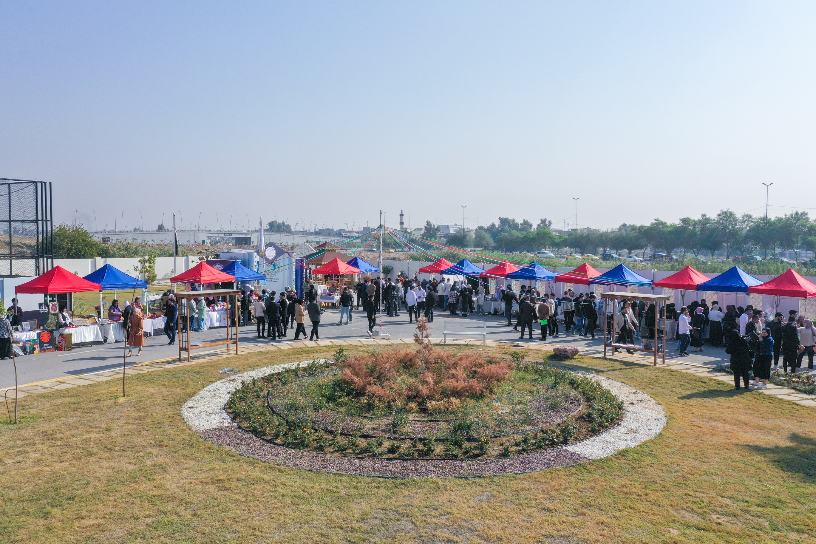 Al-Hadba University Welcomes New Students with the Largest Book Fair and Bazaar